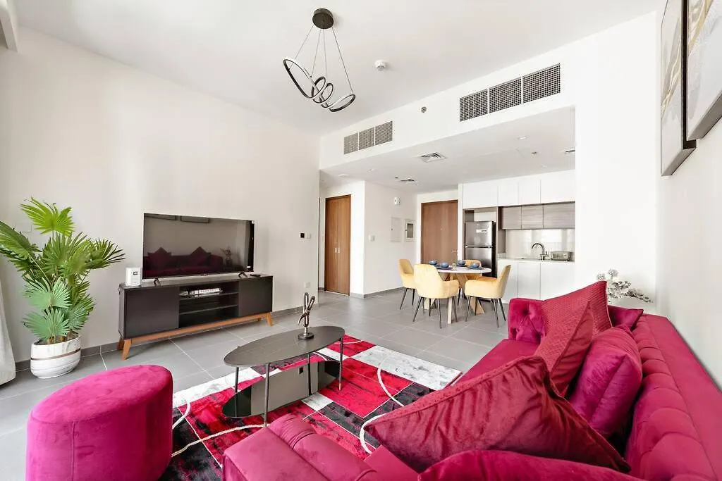 Elegant 1 Bedroom In Creek Edge Dubai Apartment